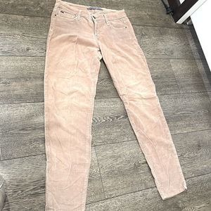 Joe’s Jeans size 29 Chelsea Ankle in Walnut